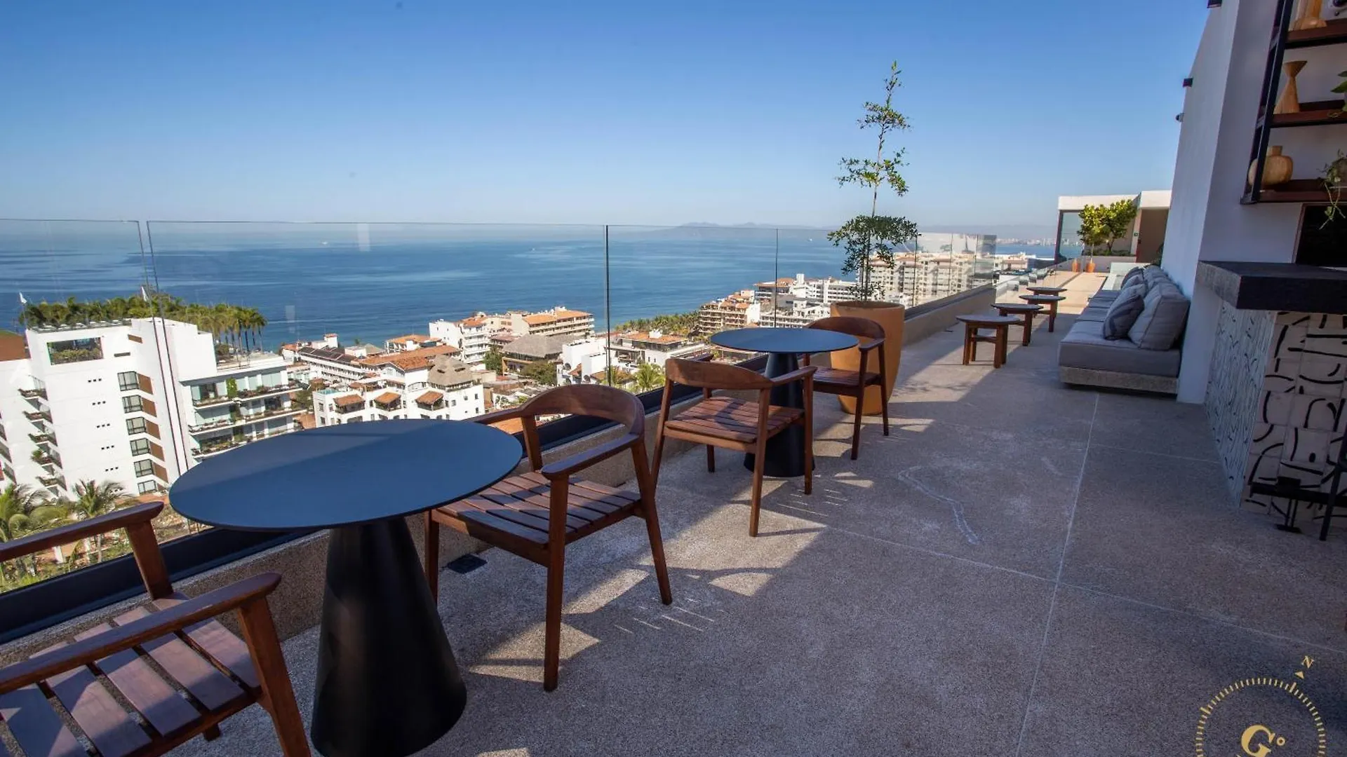 1 Bedroom Romantic Zone, Rooftop Pool & Parking Puerto Vallarta Tatil Evi