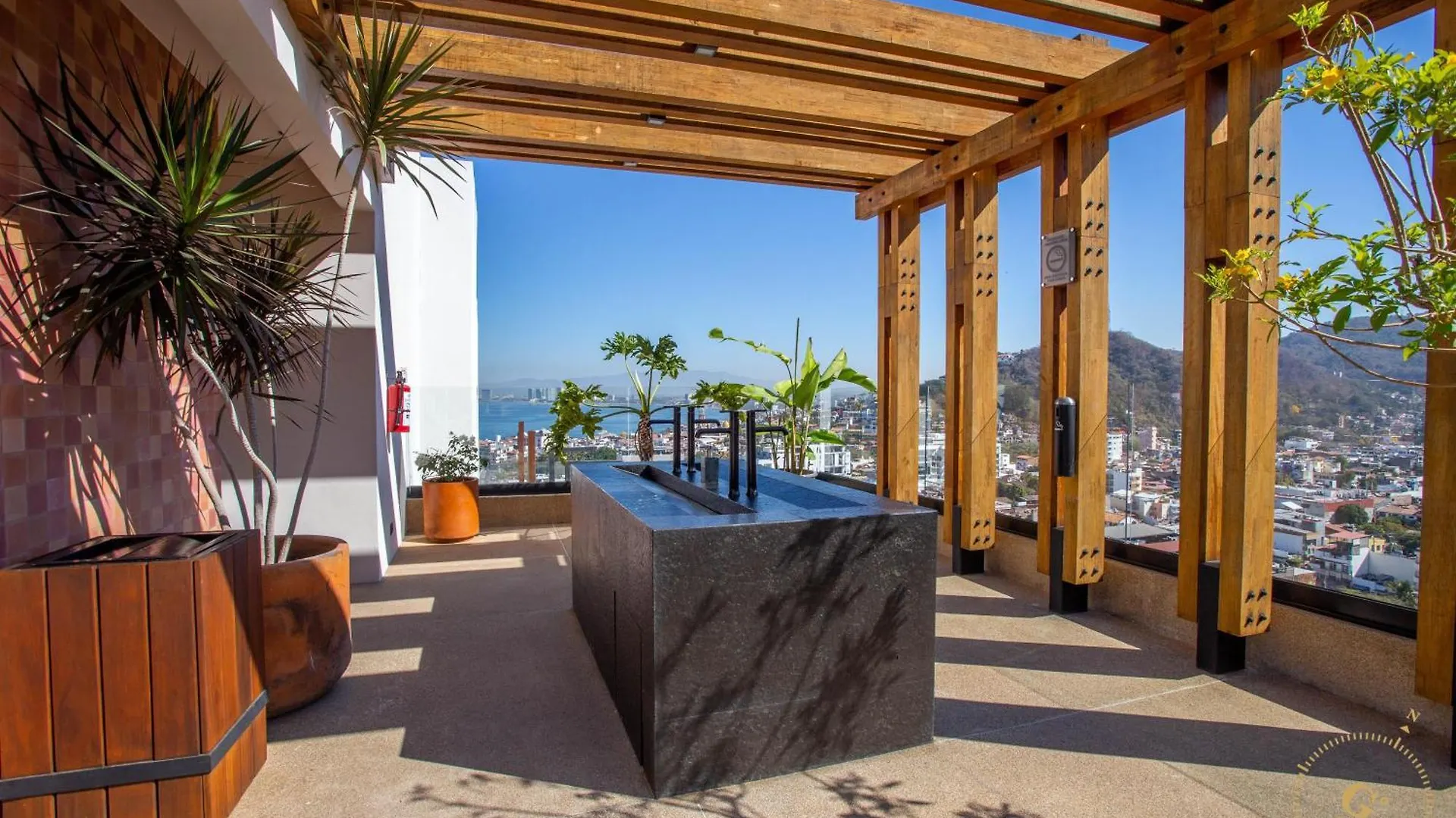 Tatil Evi 1 Bedroom Romantic Zone, Rooftop Pool & Parking Puerto Vallarta