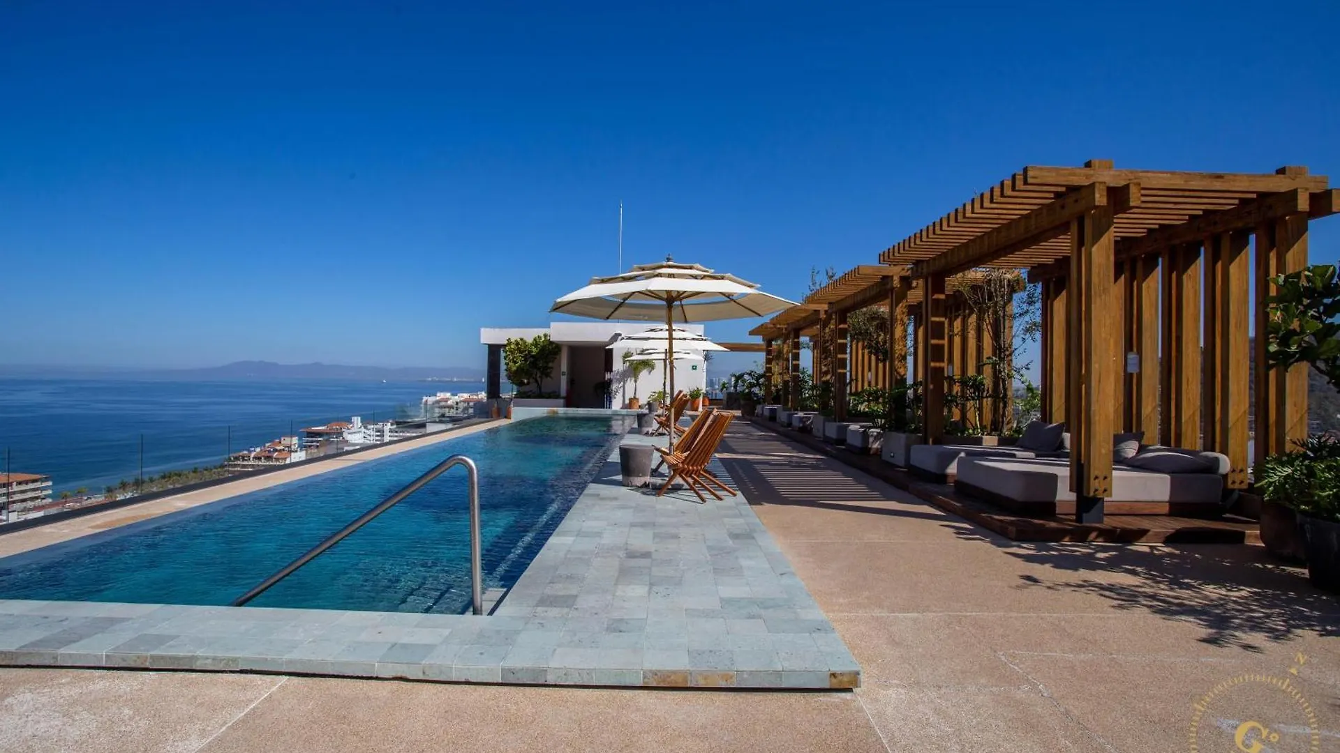 1 Bedroom Romantic Zone, Rooftop Pool & Parking Puerto Vallarta